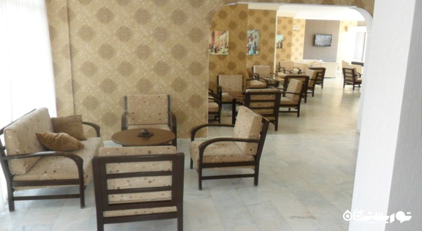 نمای محوطه نشیمن لابی هتل